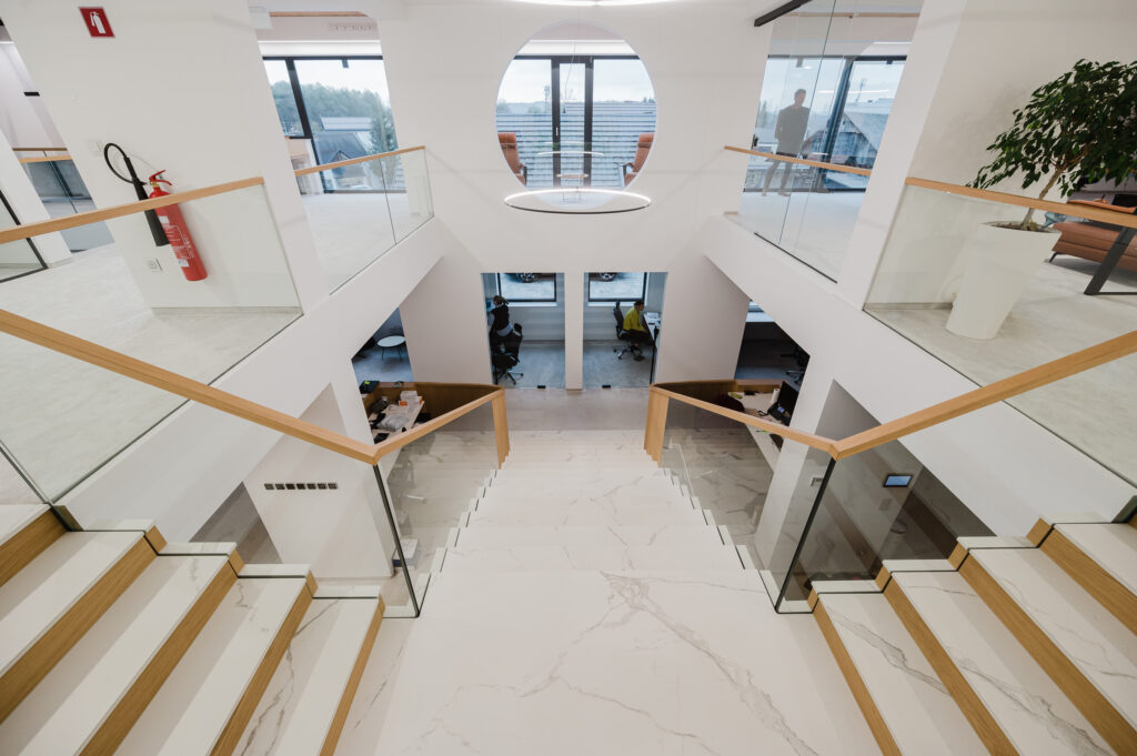 Notranja ograja za stopnice